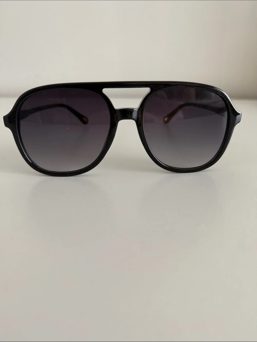 Amazon Black Aviator-Style Women's Sunglasses